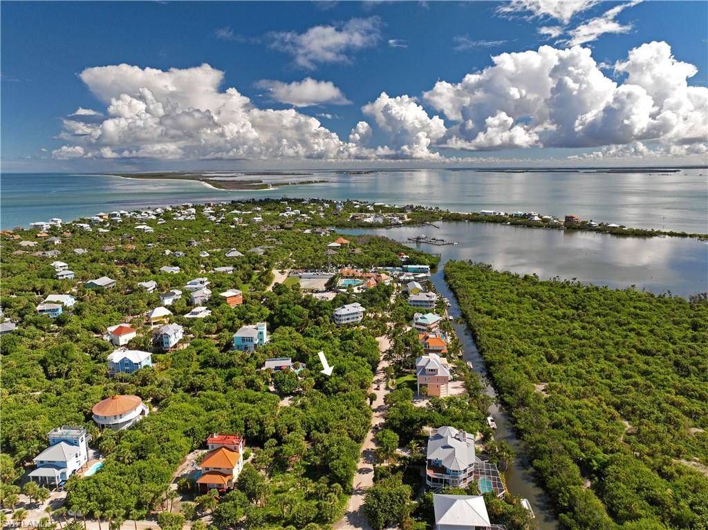 Upper Captiva, FL 33924,4430 Smugglers DR