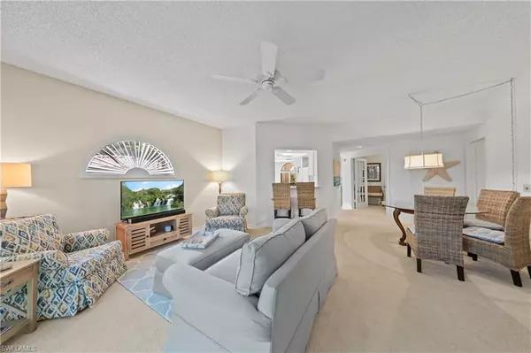 Naples, FL 34108,595 Serendipity DR #595