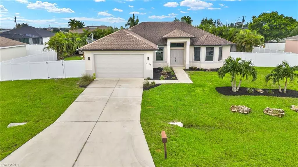 2208 SW 12th LN, Cape Coral, FL 33991