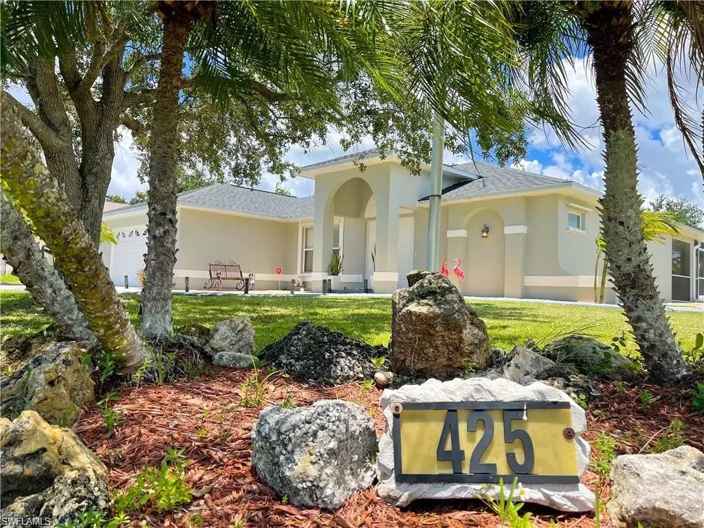 Cape Coral, FL 33990,425 SE 19th ST