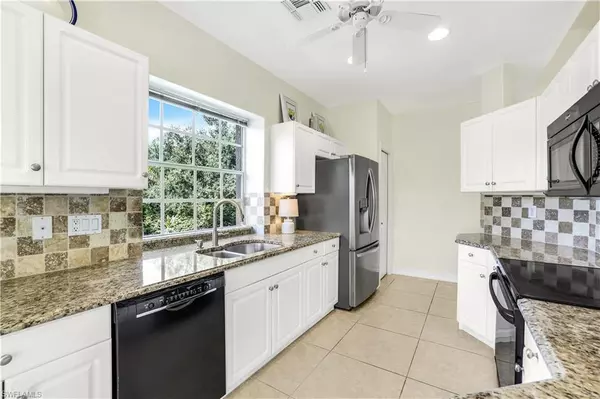 Naples, FL 34119,550 Laguna Royale BLVD #504