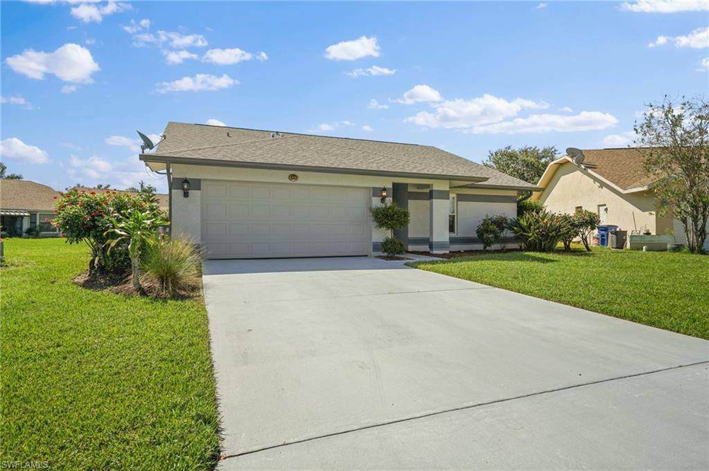 13257 Winsford LN, Fort Myers, FL 33966