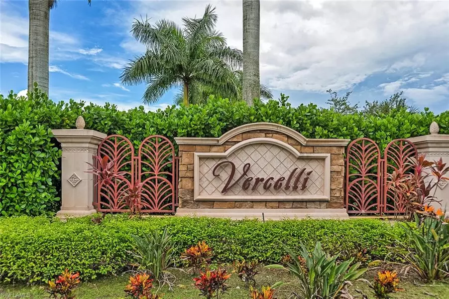 9372 Vercelli CT, Naples, FL 34113