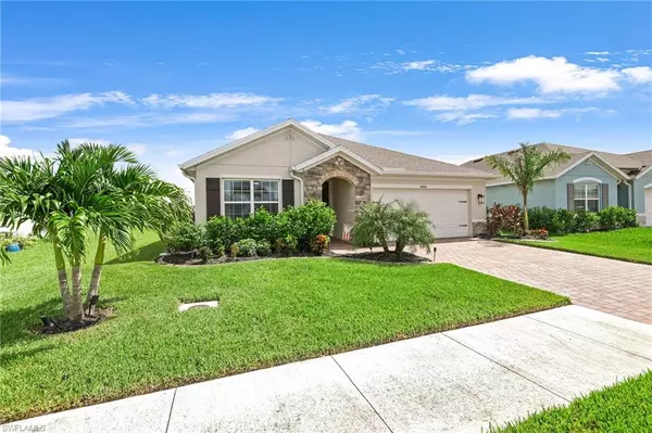 8908 Cascade Price CIR, North Fort Myers, FL 33917