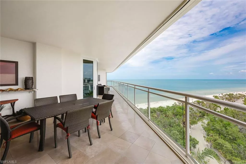 Naples, FL 34108,11125 Gulf Shore DR #PH-7