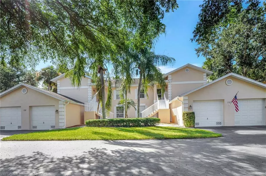 737 Wiggins Lake DR #201, Naples, FL 34110