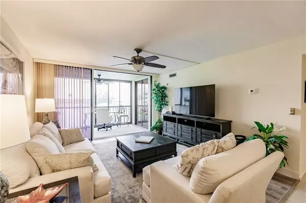 Fort Myers, FL 33919,4210 Steamboat BND #405