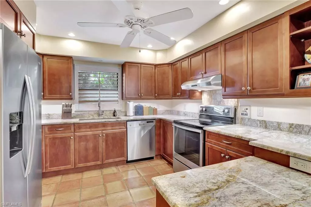 Naples, FL 34109,9909 Winchester Wood