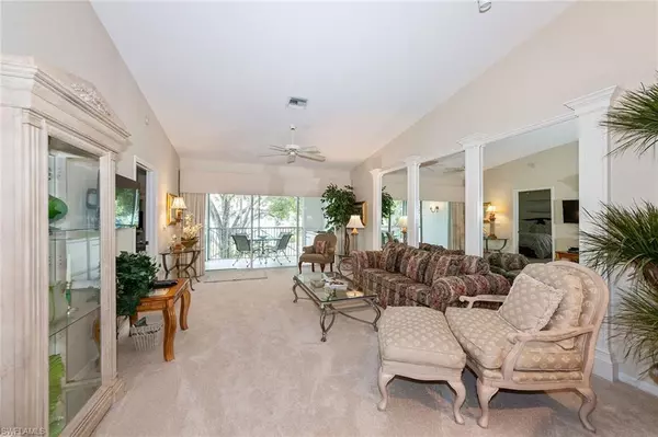 Naples, FL 34108,7050 Barrington CIR #201