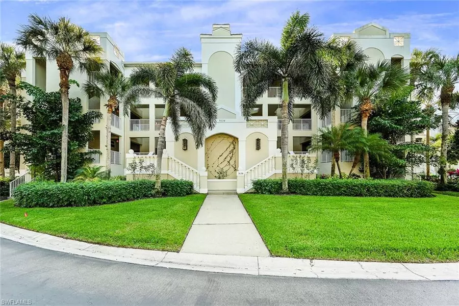 7638 Pebble Creek CIR #4-202, Naples, FL 34108