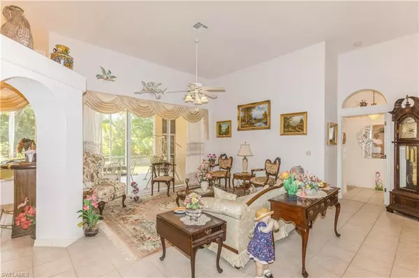 Naples, FL 34109,7141 Mill Run CIR