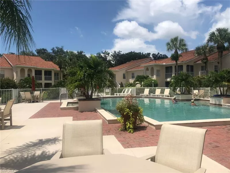 100 Siena WAY #1206, Naples, FL 34119