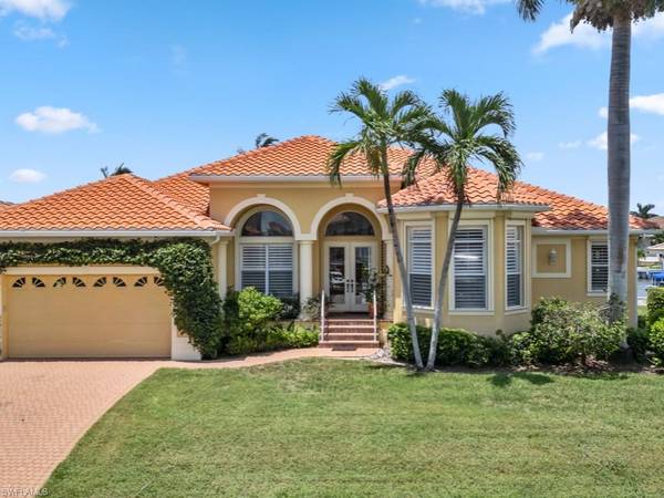 863 Banyan CT, Marco Island, FL 34145