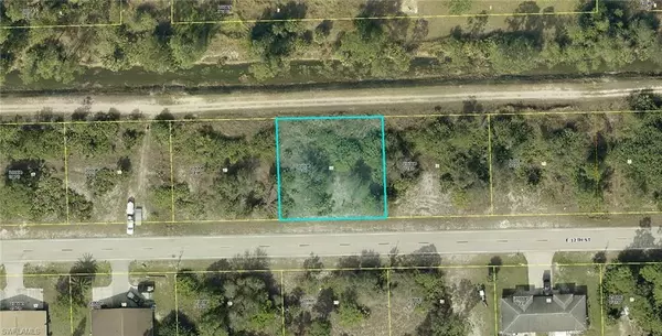 1613 E 12th ST, Lehigh Acres, FL 33972