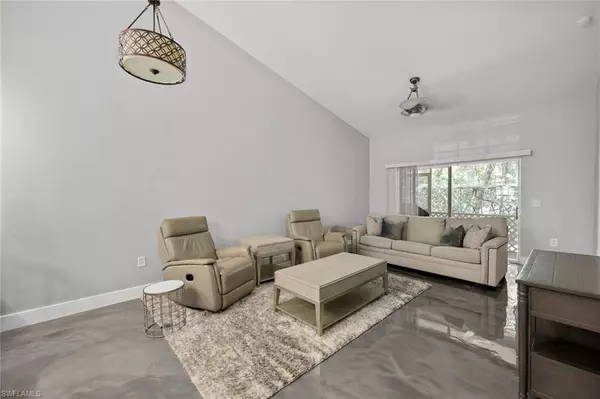 Naples, FL 34104,3540 Avion Woods CT #402