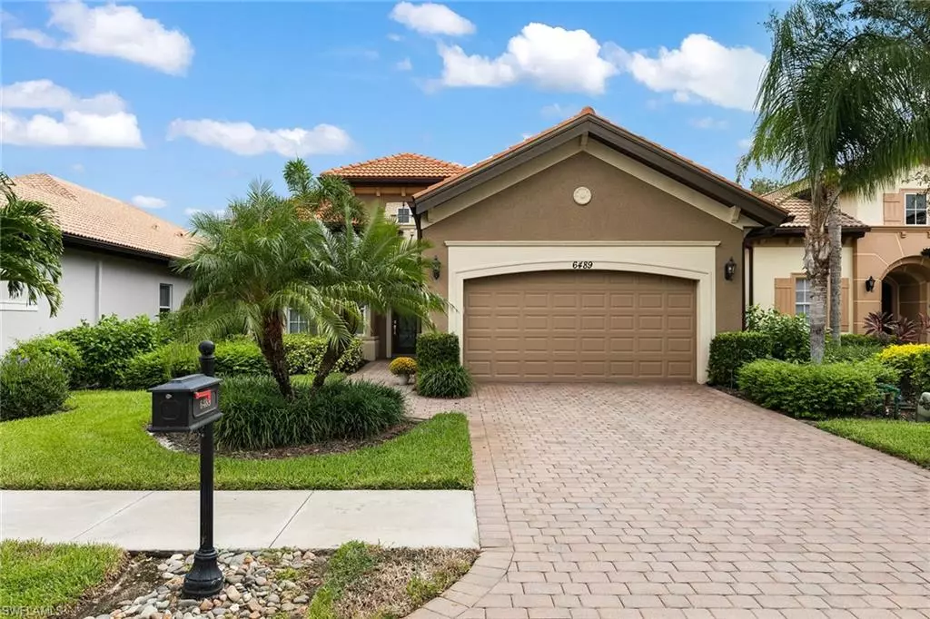 Naples, FL 34113,6489 Caldecott DR