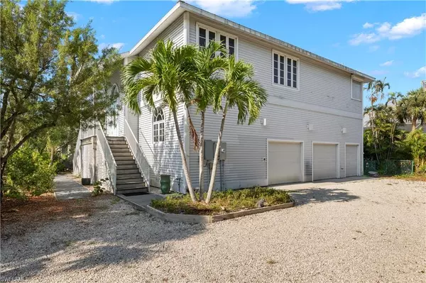 431 Rabbit RD, Sanibel, FL 33957