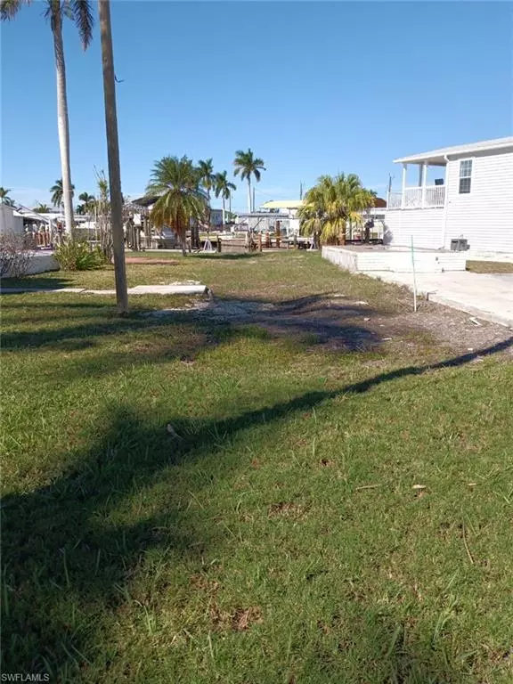St. James City, FL 33956,2413 York RD