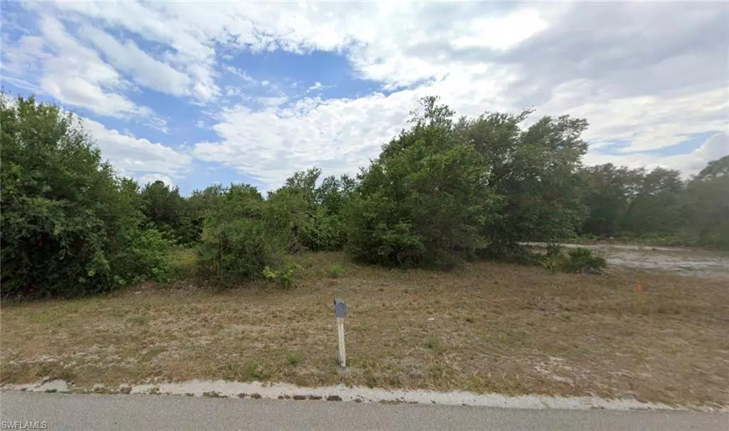 Lehigh Acres, FL 33971,2523 Sunniland BLVD