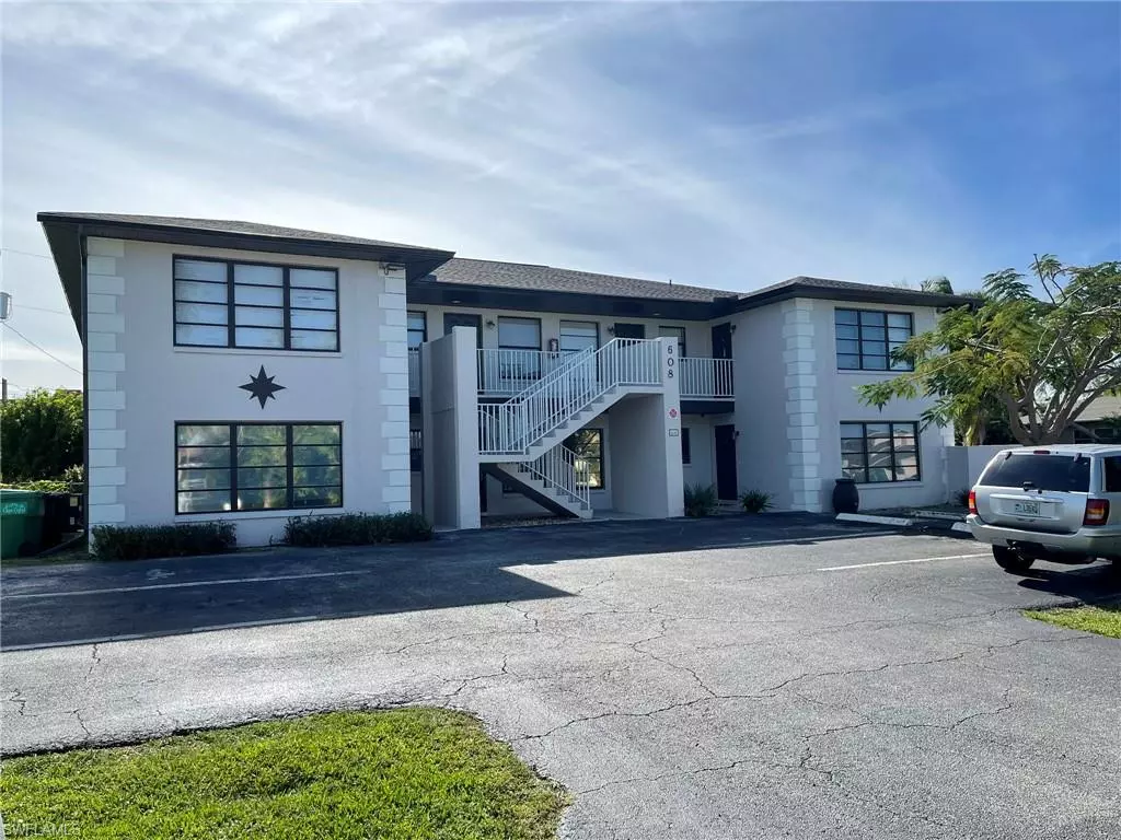 Cape Coral, FL 33904,608 SE 46th LN #2