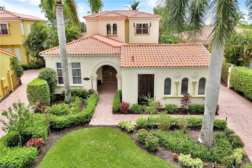 Naples, FL 34114,8576 Bellagio DR