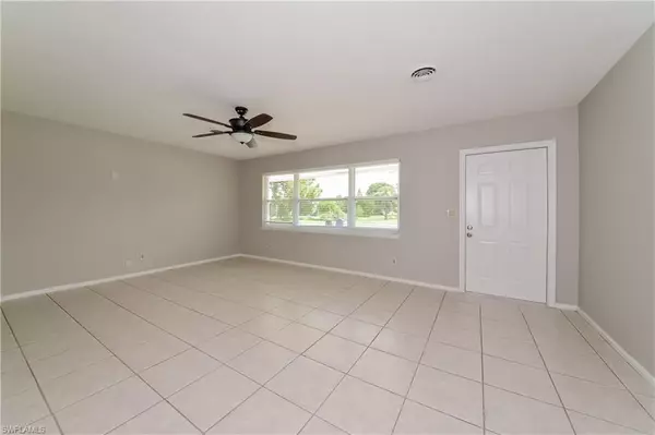 Venice, FL 34293,1606 Banyan DR