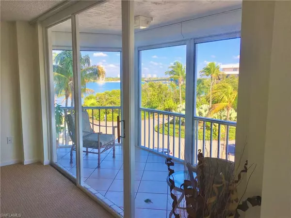 Fort Myers Beach, FL 33931,8401 Estero BLVD #303