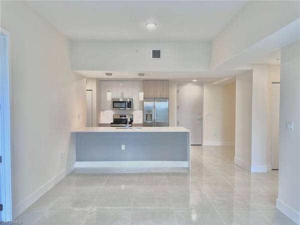 26600 Rosewood Pointe DR. #Unit #B-306, Bonita Springs, FL 34135