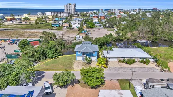 Fort Myers Beach, FL 33931,103 Tropical Shore WAY