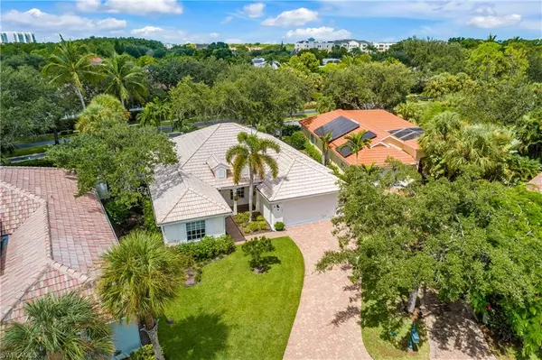 Naples, FL 34110,1511 Whispering Oaks CIR