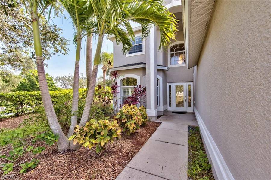 21600 Helmsdale RUN, Estero, FL 33928