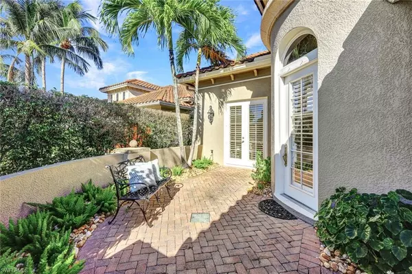 Naples, FL 34114,9008 CHERRY OAKS TRL