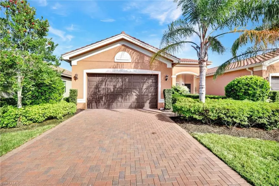 13466 Sumter LN, Naples, FL 34109