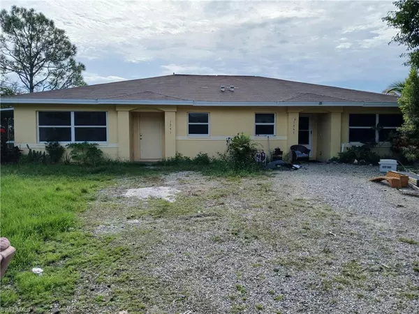 1241/1243 Bacon AVE, Fort Myers, FL 33913