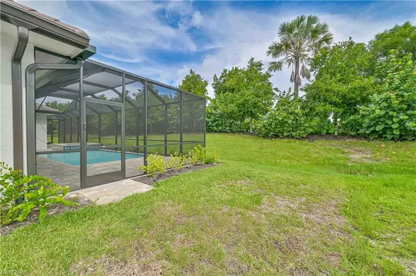 Naples, FL 34114,14314 Charthouse CIR