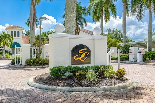 Naples, FL 34109,4630 Saint Croix LN #828