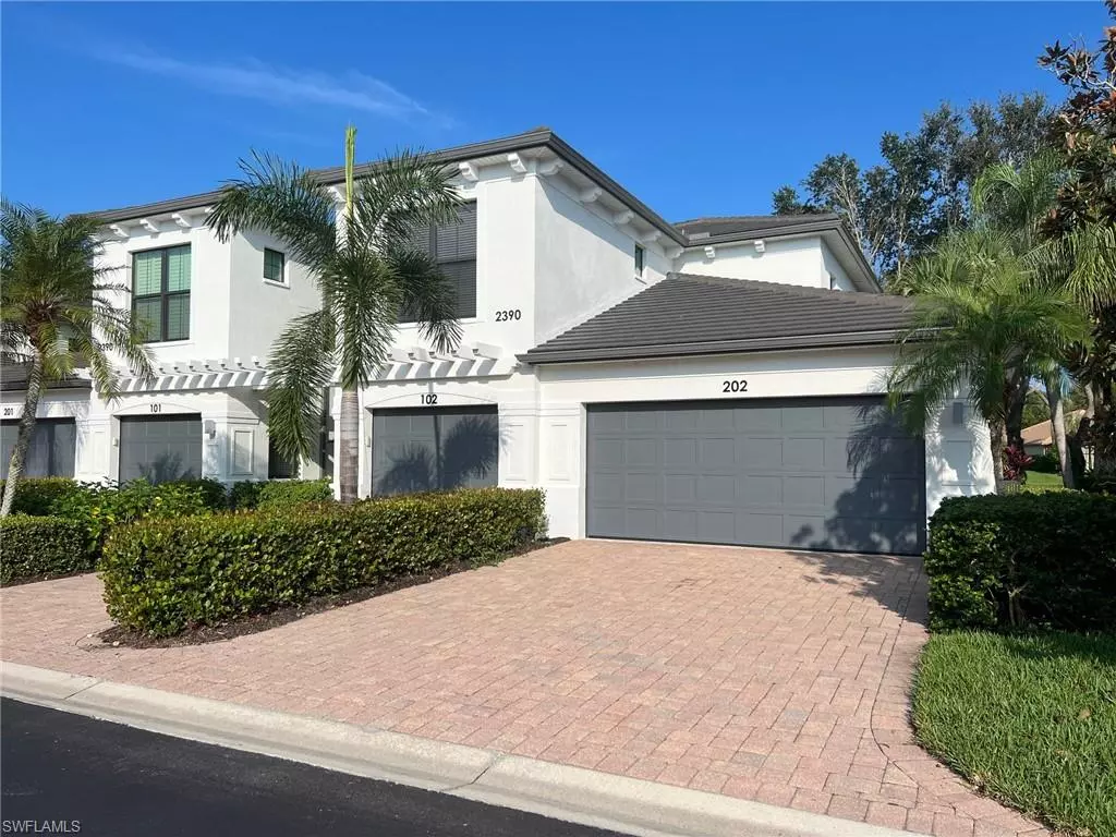 Naples, FL 34109,2390 Ravenna BLVD #202