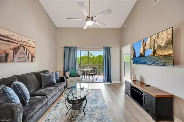 Naples, FL 34113,9175 Celeste DR #2-402