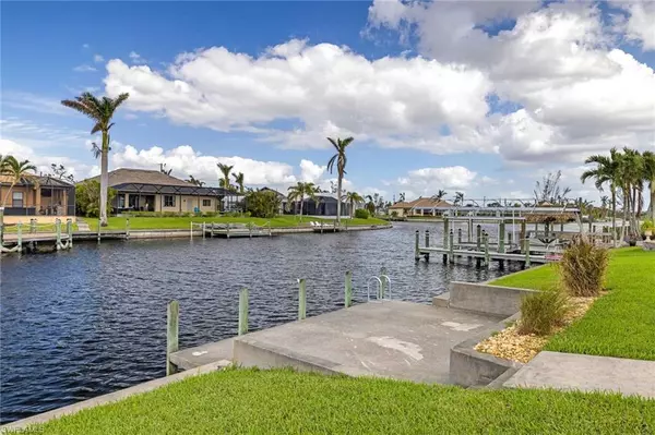 Cape Coral, FL 33914,2307 SW 40th ST