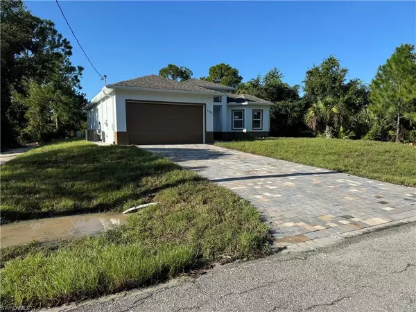 Lehigh Acres, FL 33971,3315 51st ST W