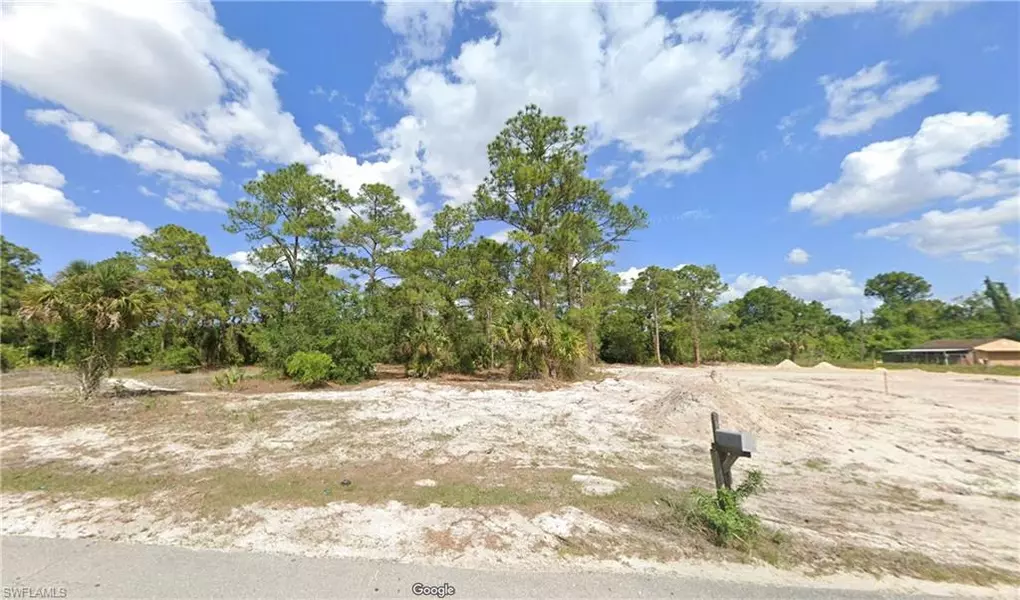 402 McArthur AVE, Lehigh Acres, FL 33936