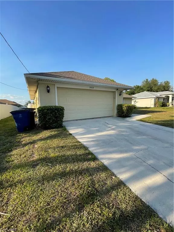 Lehigh Acres, FL 33976,3508 41st ST SW