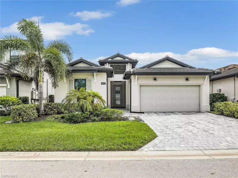 10047 Florence CIR, Naples, FL 34119