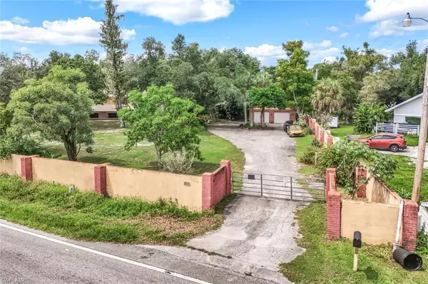 North Fort Myers, FL 33917,18191 Slater RD