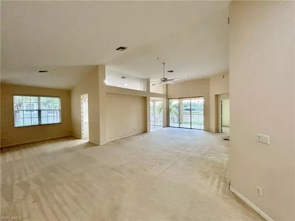 Naples, FL 34109,1650 Winding Oaks WAY #201