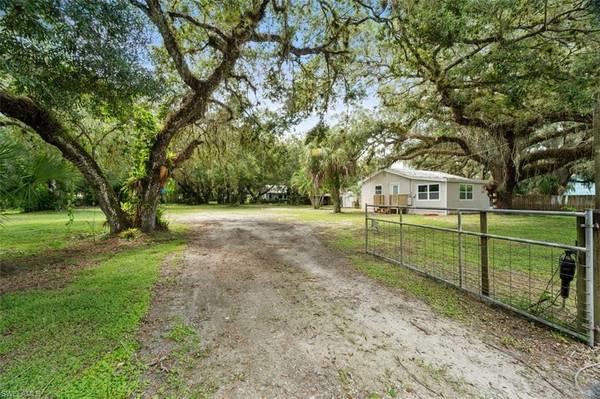 234 S Elm ST, Labelle, FL 33935