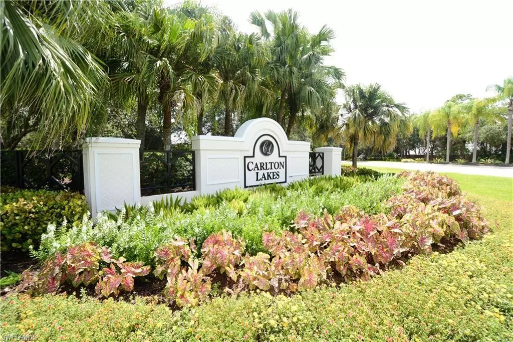 Naples, FL 34110,5425 Worthington LN #104