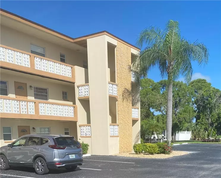 1516 tropic TER #1516, North Fort Myers, FL 33903