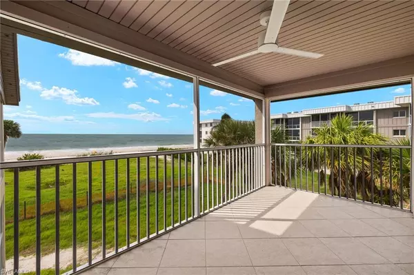Sanibel, FL 33957,2255 W Gulf DR #102