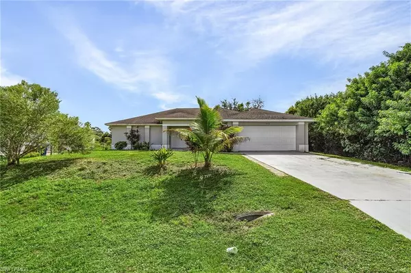 1828 Tomaso AVE, Lehigh Acres, FL 33972